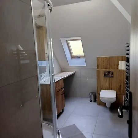 Eden Apartment *